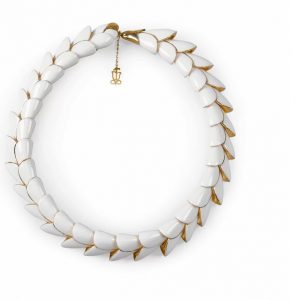 Lladrò Heliconia Collana in porcellana e rifiniture oro BIANCO