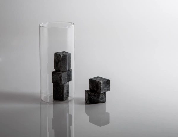 KnIndustrie Glocal Not/Ice set da 8 piccoli cubetti in pietra ollare nera